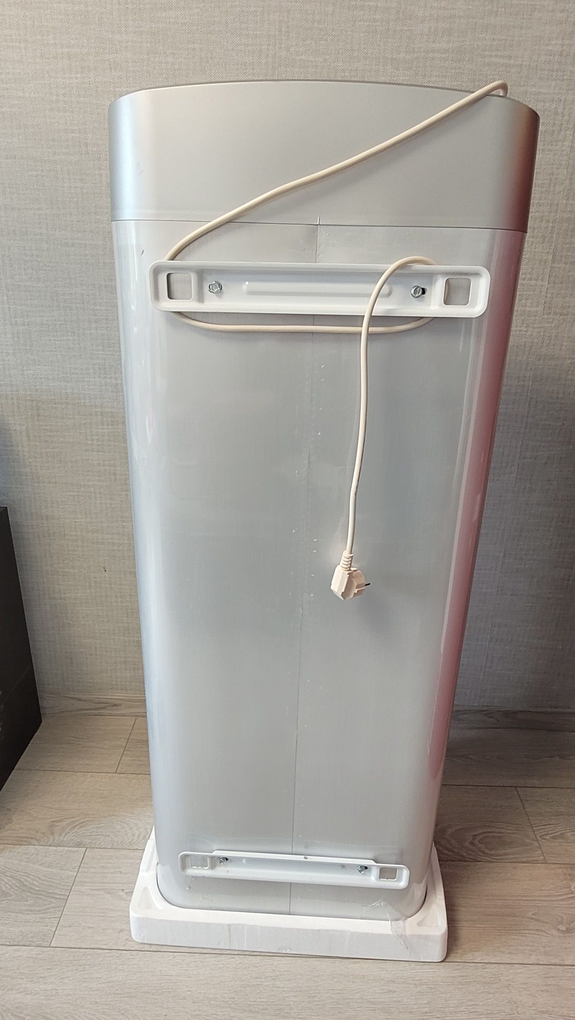 Bojler Ariston Velis 100 WiFi jak nowy