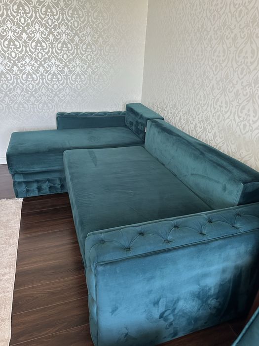 Диван кутовий. Дуже стильний.