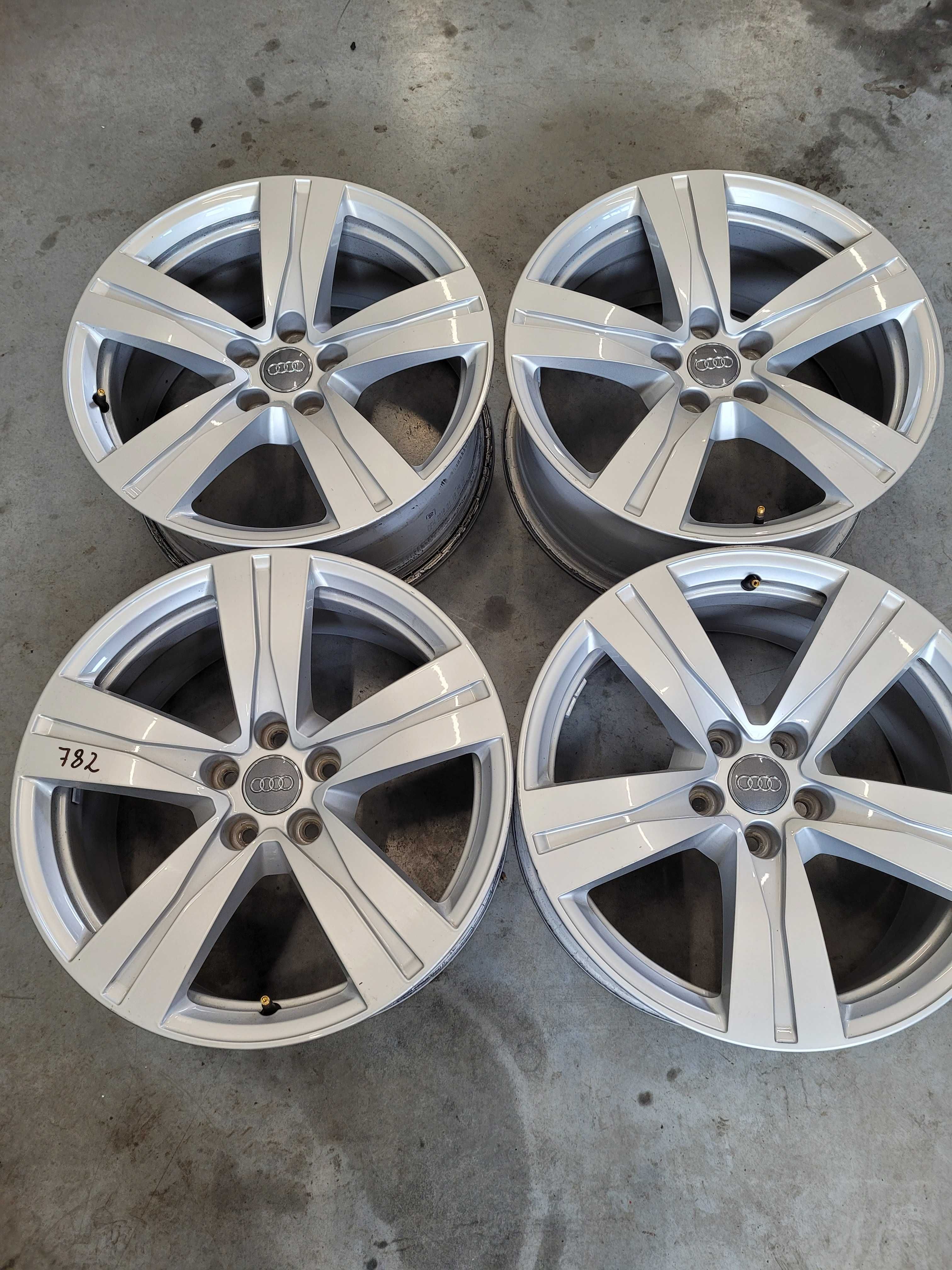 Komplet felg Audi R 18 rozstaw 5x112 ET25