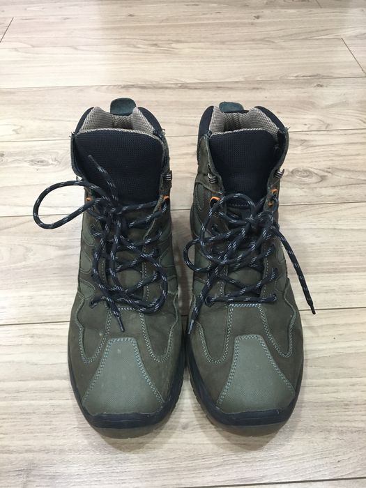 Зимові черевикі