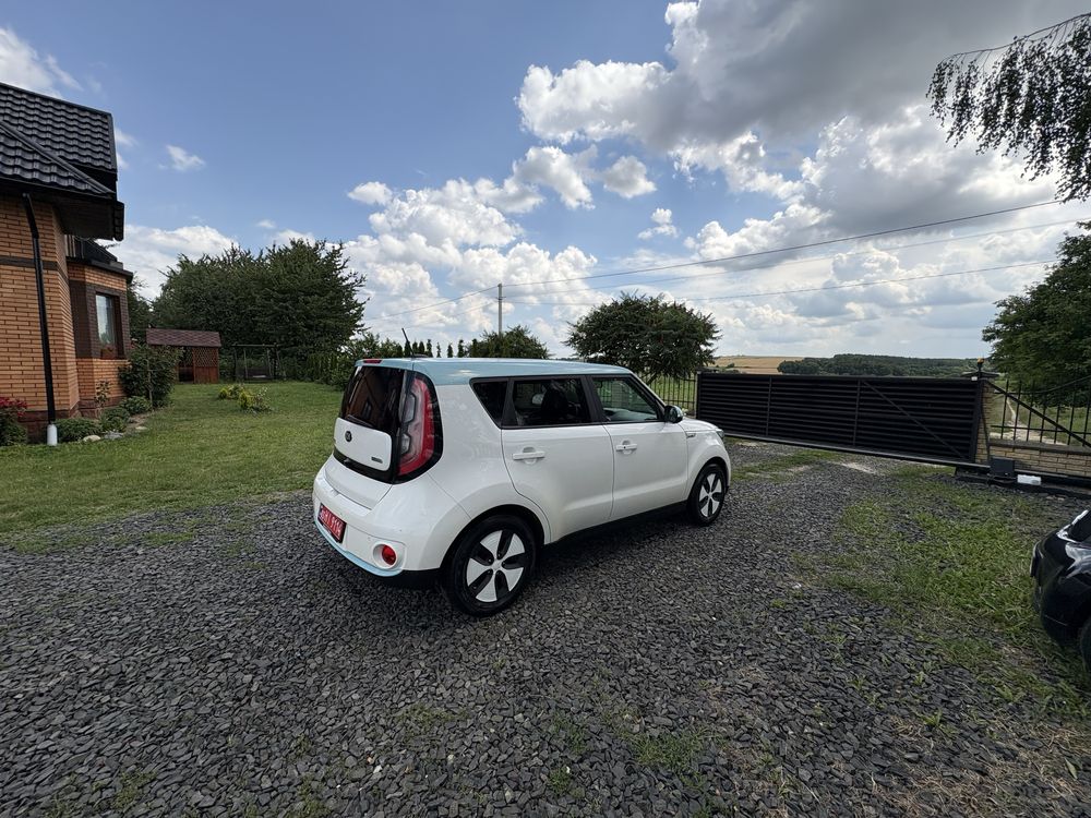 Kia Soul EV 2016