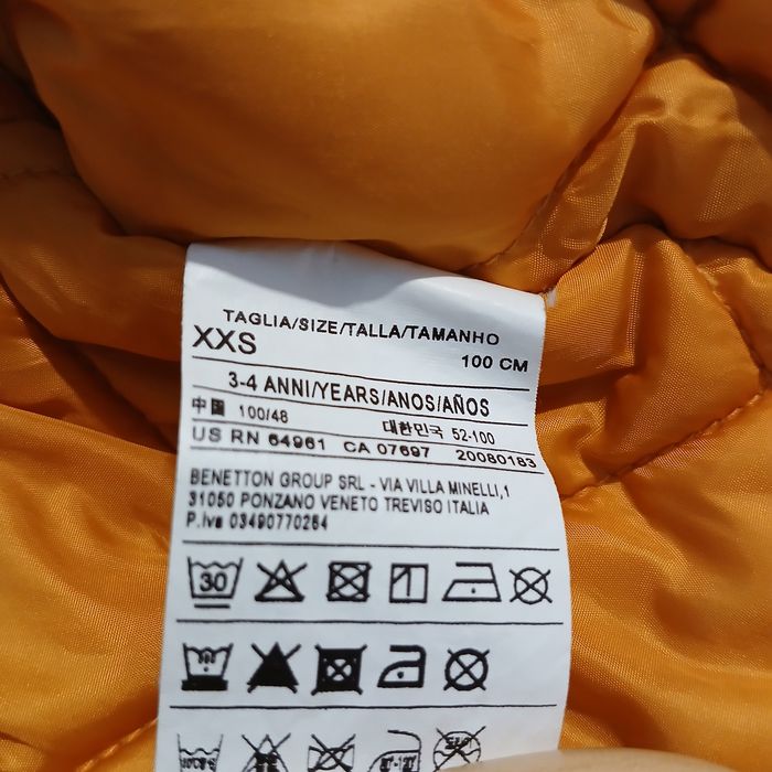 Kurka zimowa z kapturem, United Colors of Benetton, rozm. 100 cm