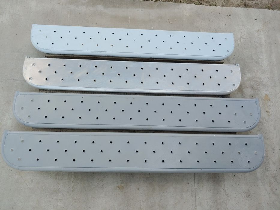 Пластикові пороги бокових і задніх дверей Мерседес Спрінтер906 Крафтер