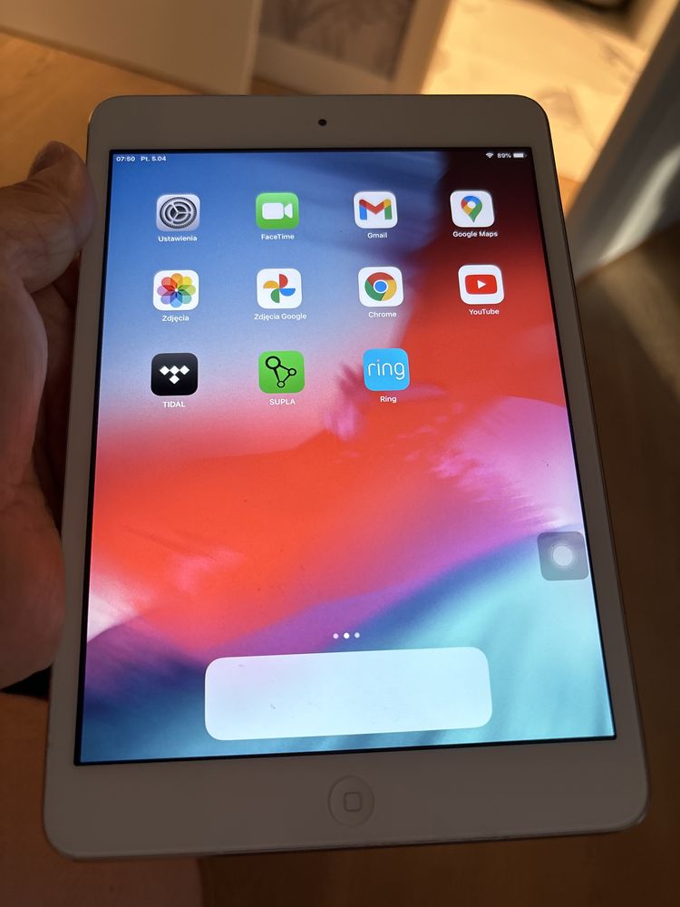 iPad 2 mini 32 GB ME280FD/A + ładowarka biurkowa