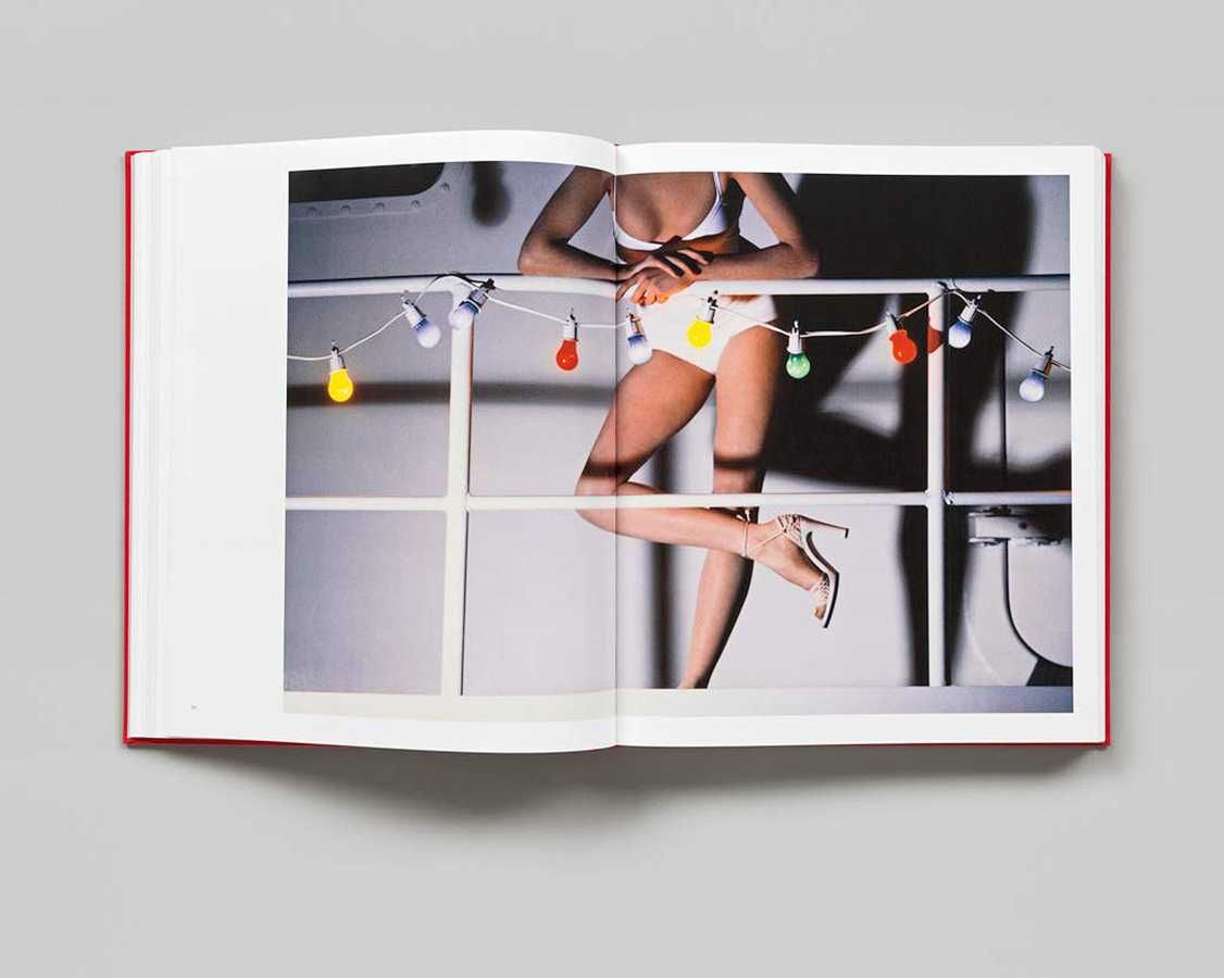 Книга Guy Bourdin: A Message for You