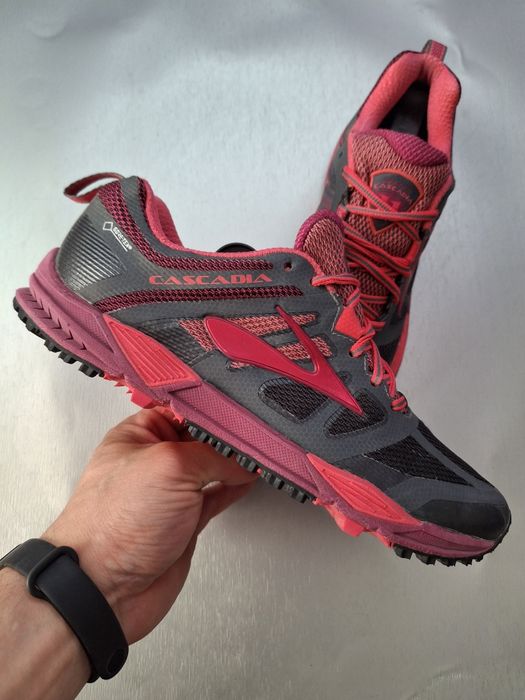 Кроссовки Brooks Cascadia 11 Trail GTX 
ОРИГИНАЛ 
Отлично подходят для