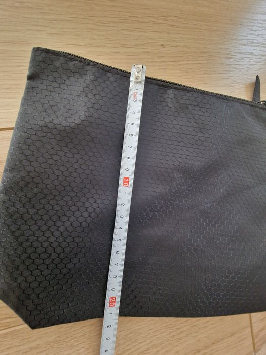 Podróżna kosmetyczka / organizer z wieszakiem – Nowy