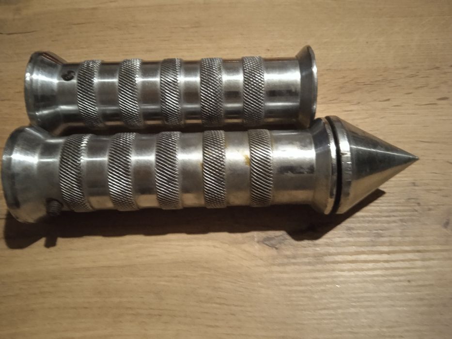 Хромовані металеві ручки для мотоцикла