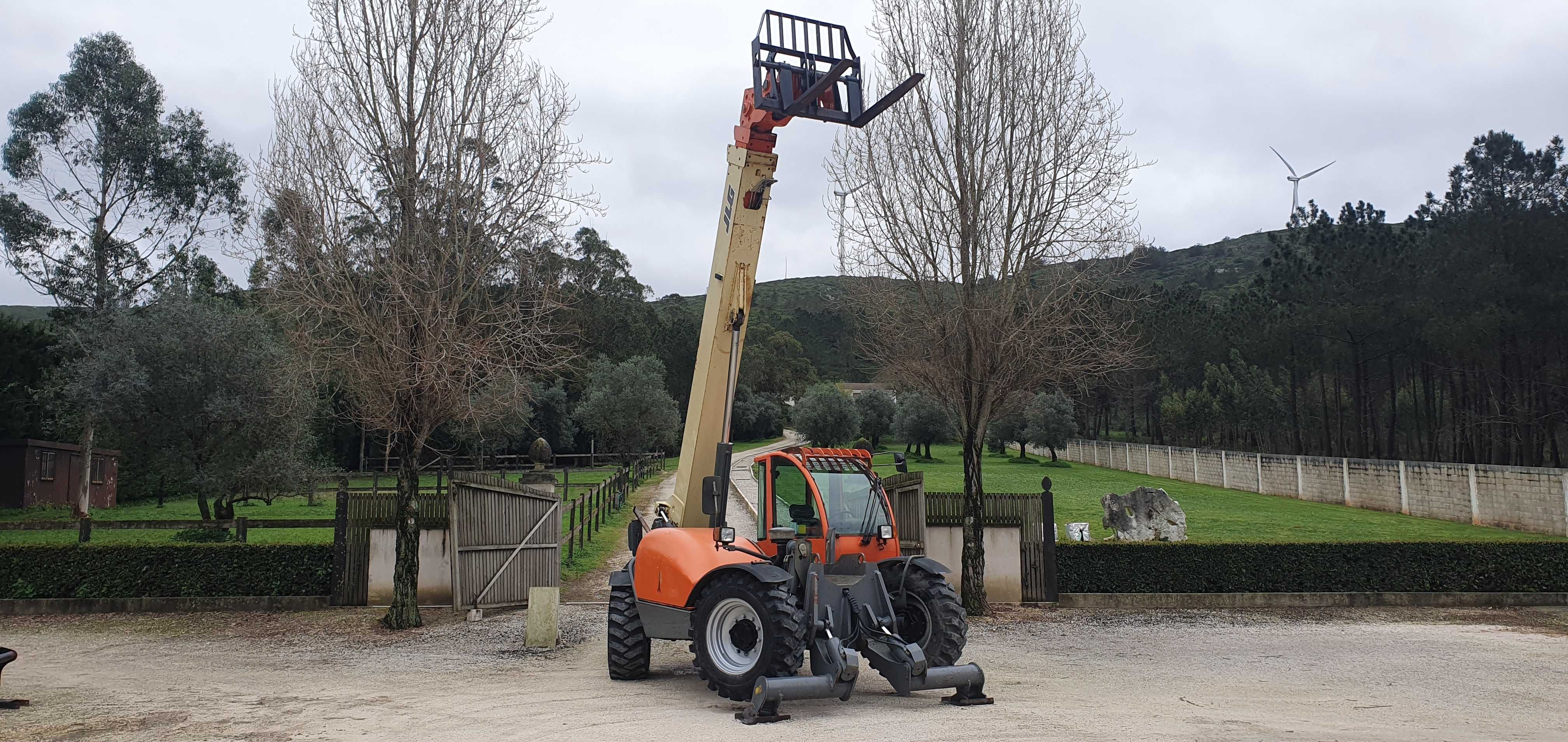 Telescópico JLG 4013
