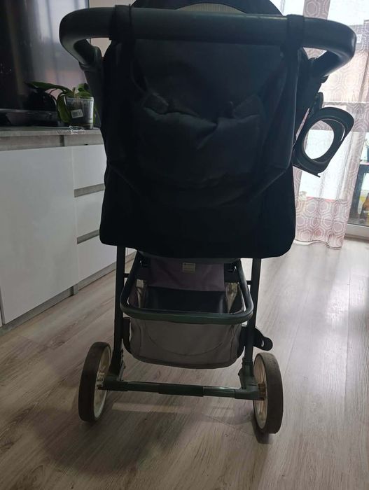 Wuzek spacerówka do 22kg.