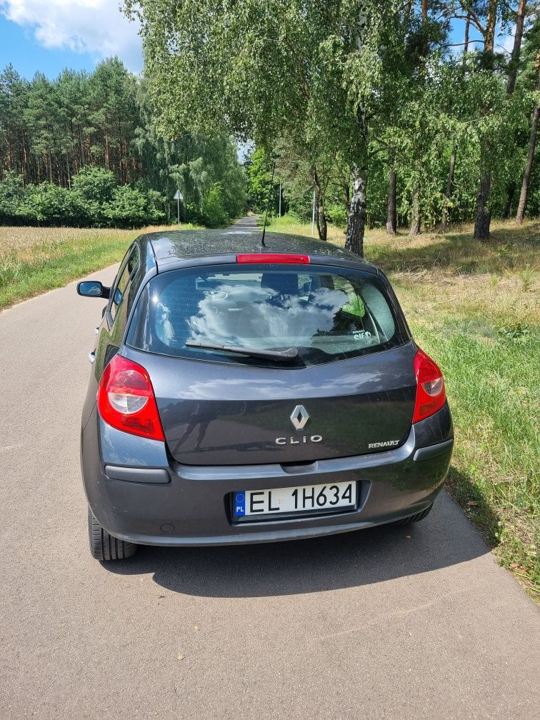 Renault Clio 1.6 benzyna klimatronik podsw. zakrętów