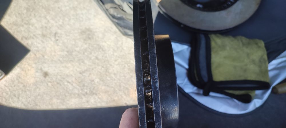 Тормозні диски нові