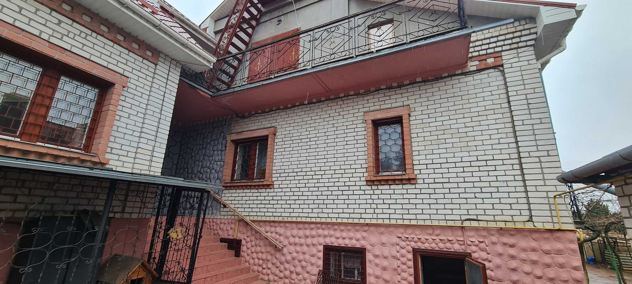 Продаж будинку 286 кв.м. с. М.-Погорілове. Без комісії.