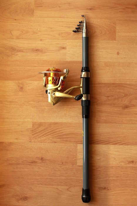 Wędka teleskopowa 2.70 m + KOŁOWROTEK AB 4000