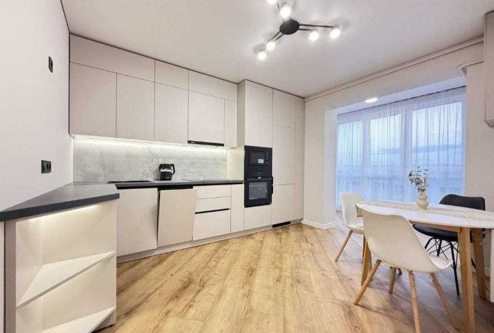 1-кімнатна 48кв.м ,,На Щасливому "З РЕМОНТОМ! Студентська 24а