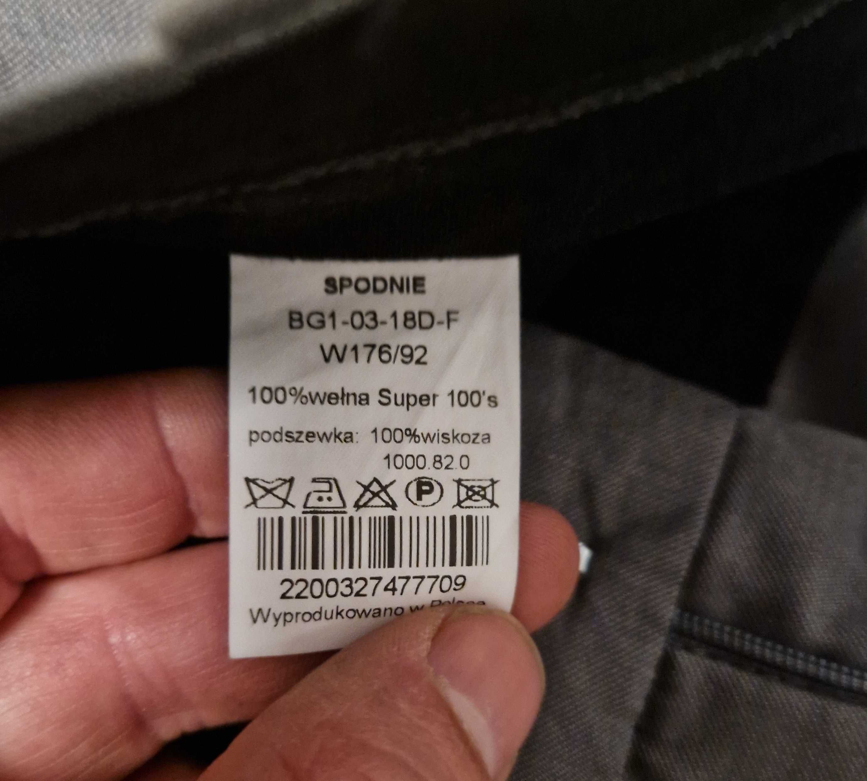 Garnitur Bytom jak nowy - buty gratis