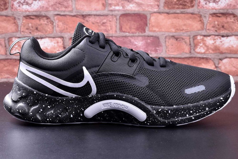 Buty Męskie NIKE RENEW RETALIATON 3 Czarne -001 r.42 wys.24h