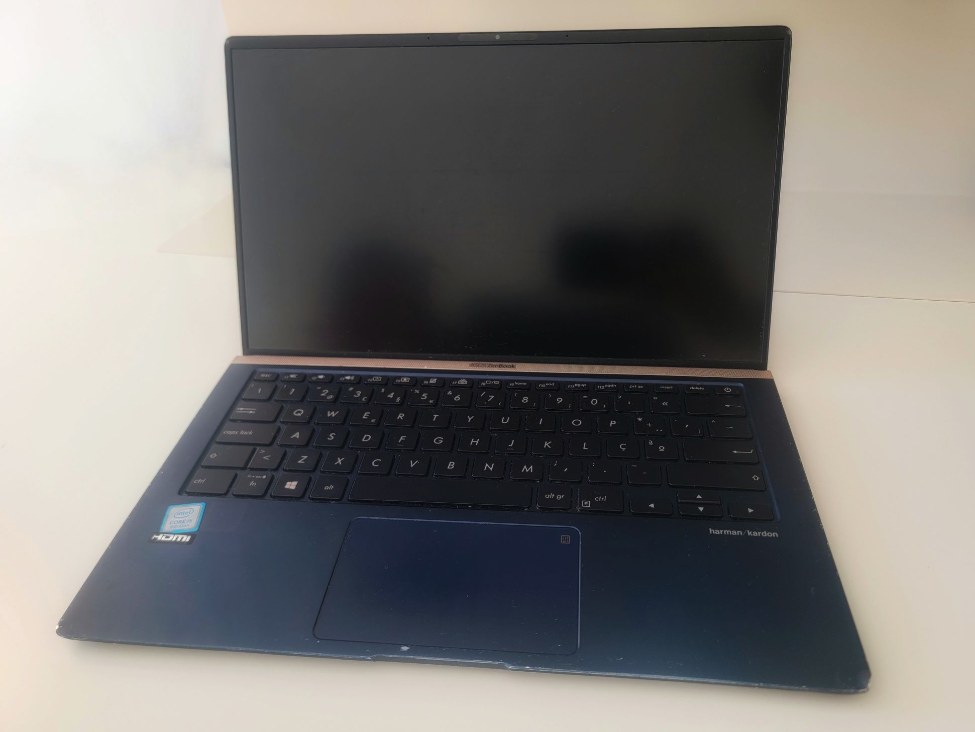 Portátil ASUS ZenBook 14 UX433F
