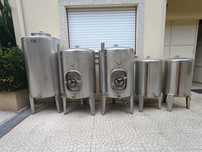 Cubas de vinho gaia