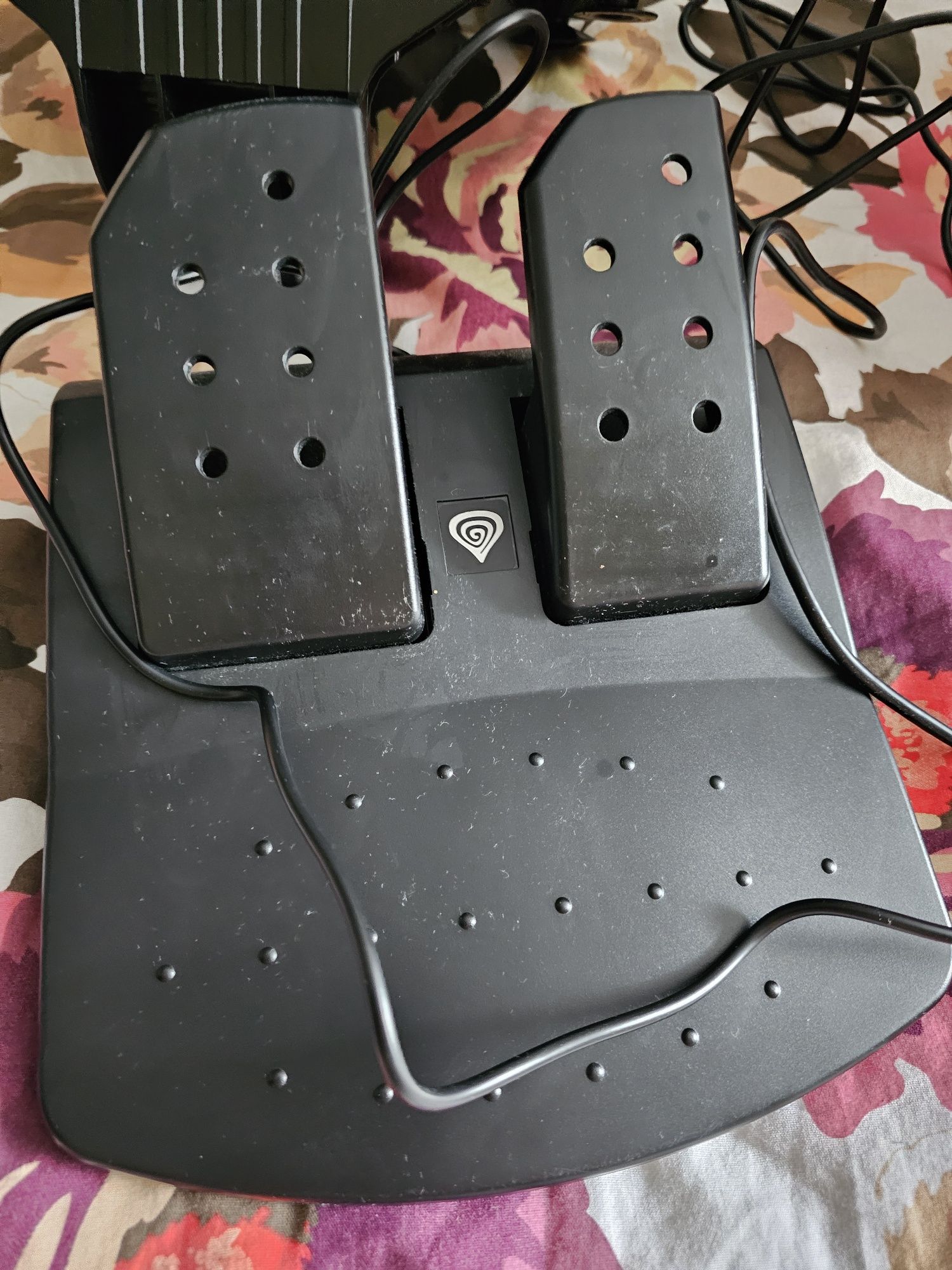 Kierownica Genesis Seaborg 350 z pedałami
