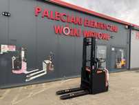 Paleciak elektryczny Toyota BT Spe 1200 kg 330 cm 2017 r wózek widłowy