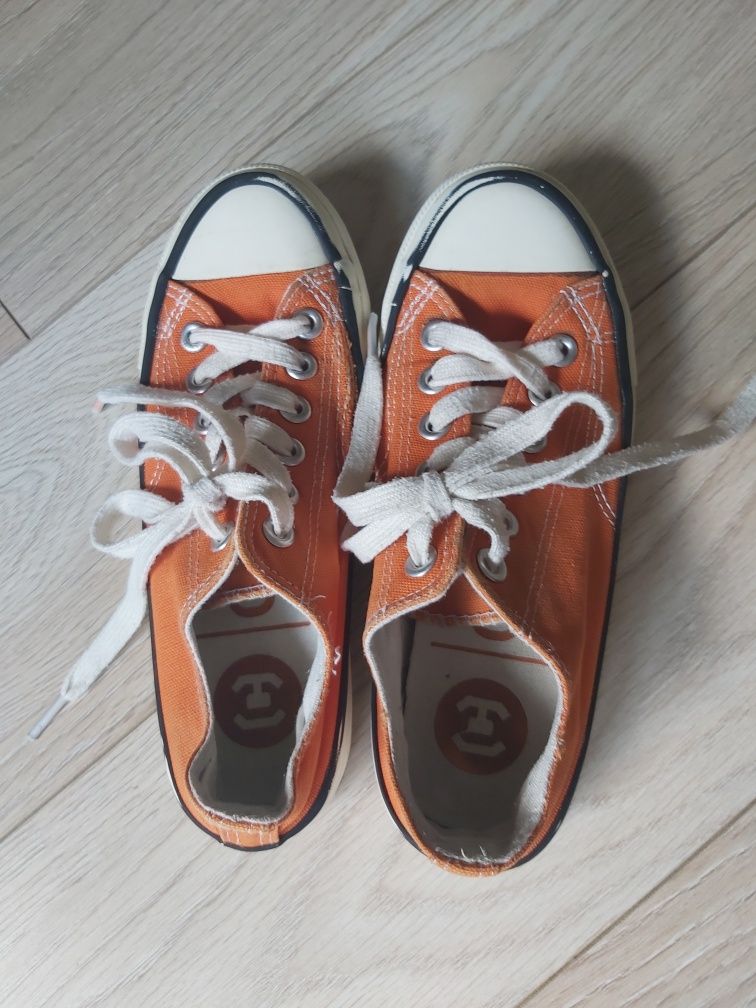 Trampki Cropp rozm. 37