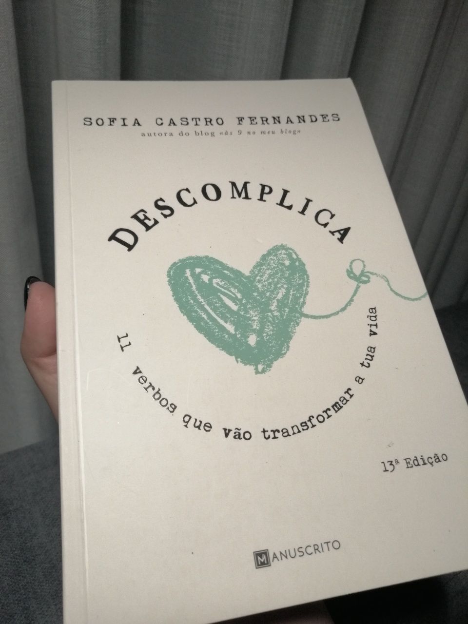 Livro Descomplica de Sofia Castro Fernandes