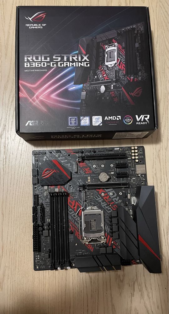 ROG STRIX B360-g з упаковкою