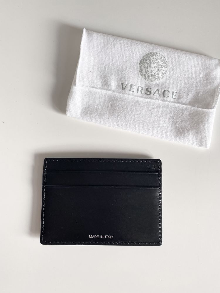 Card holder Versace etui na karty skóra naturalna czerń logo w kolor