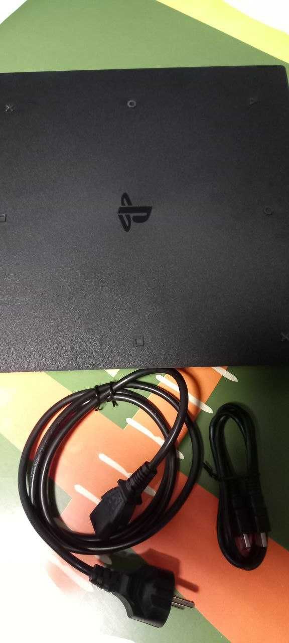 SonyPlayStation4 (PS4 PRO) PRO 1TB Black без пада з гарантіэю (дефект)
