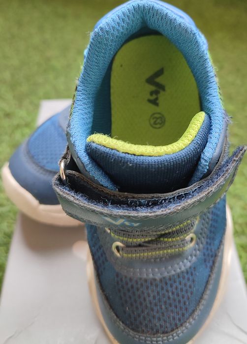 Buty adidasy świecące Victory V-ty rozm 23