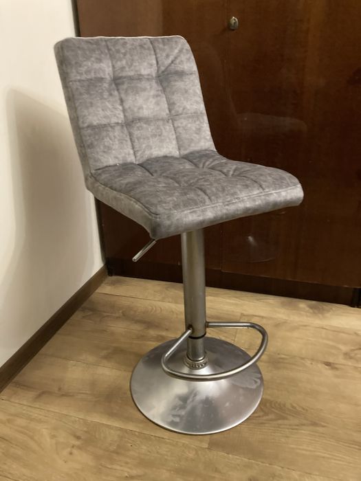 Барний-стілець..)