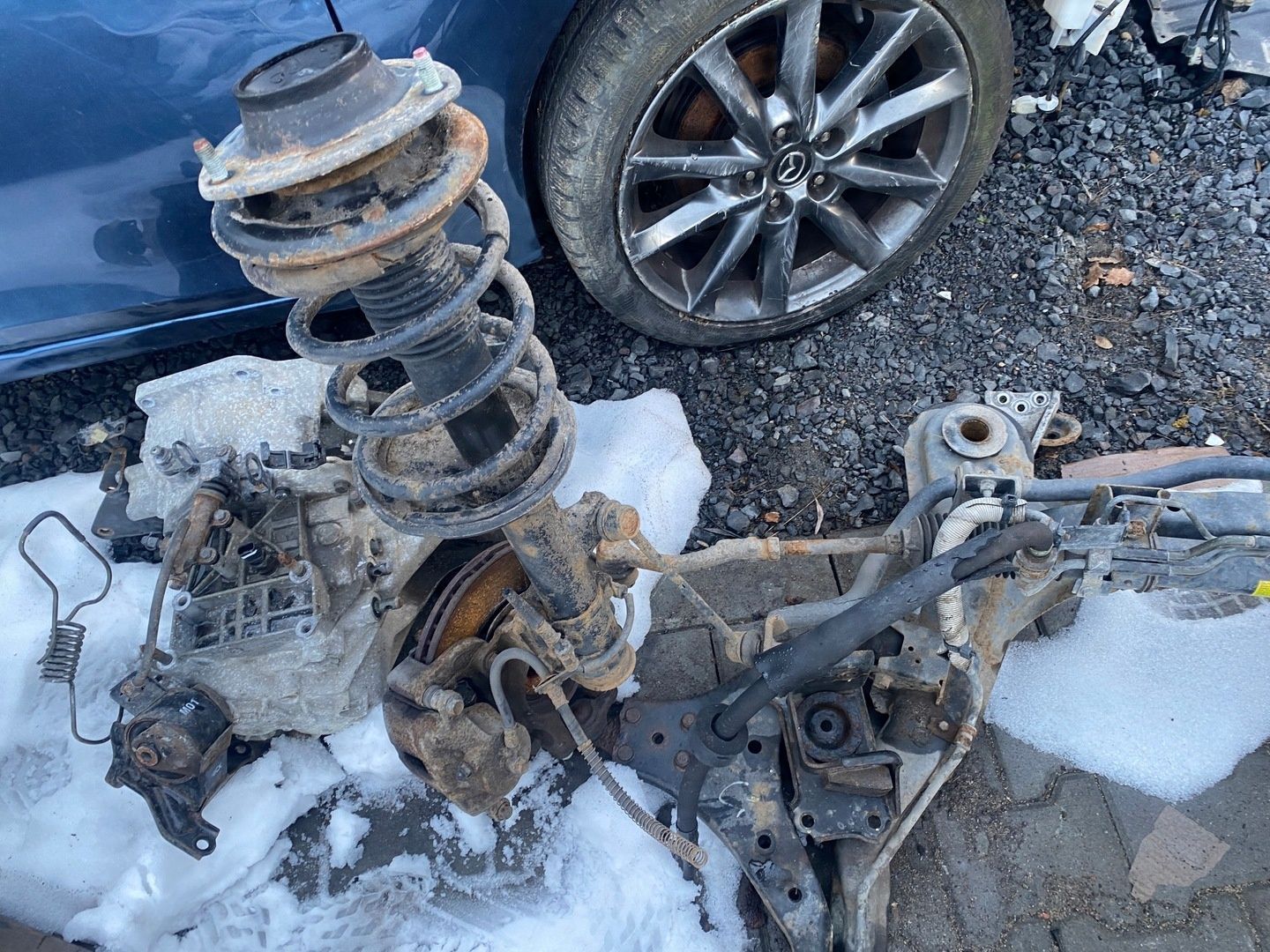 HYUNDAI TUCSON I SANKI ZAWIESZENIE PRZÓD