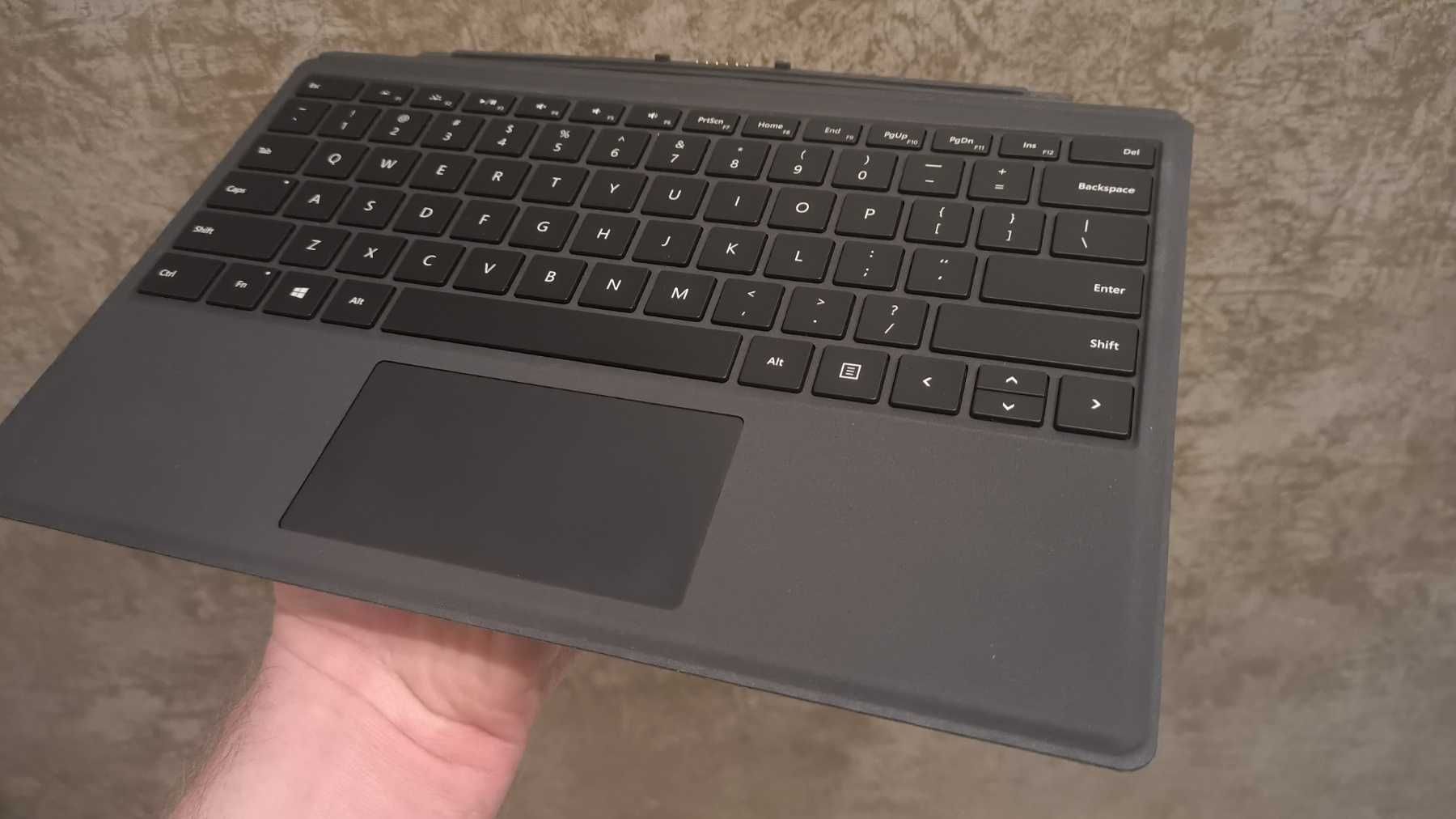 Клавіатура Microsoft Surface type cover як нова