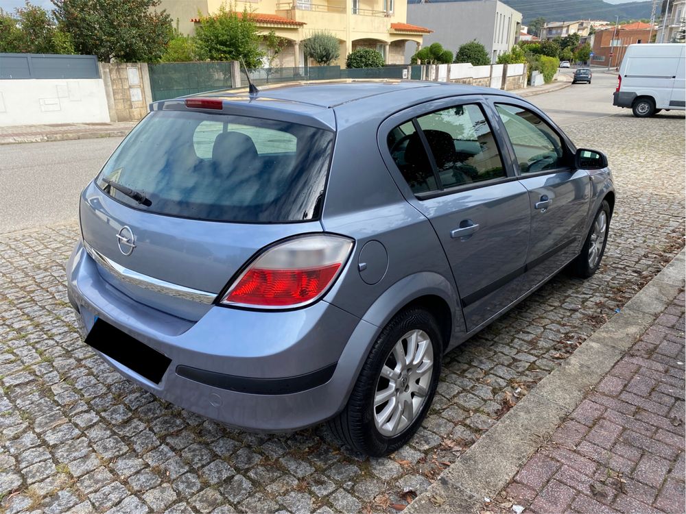 Opel Astra UM DONO Poucos KM