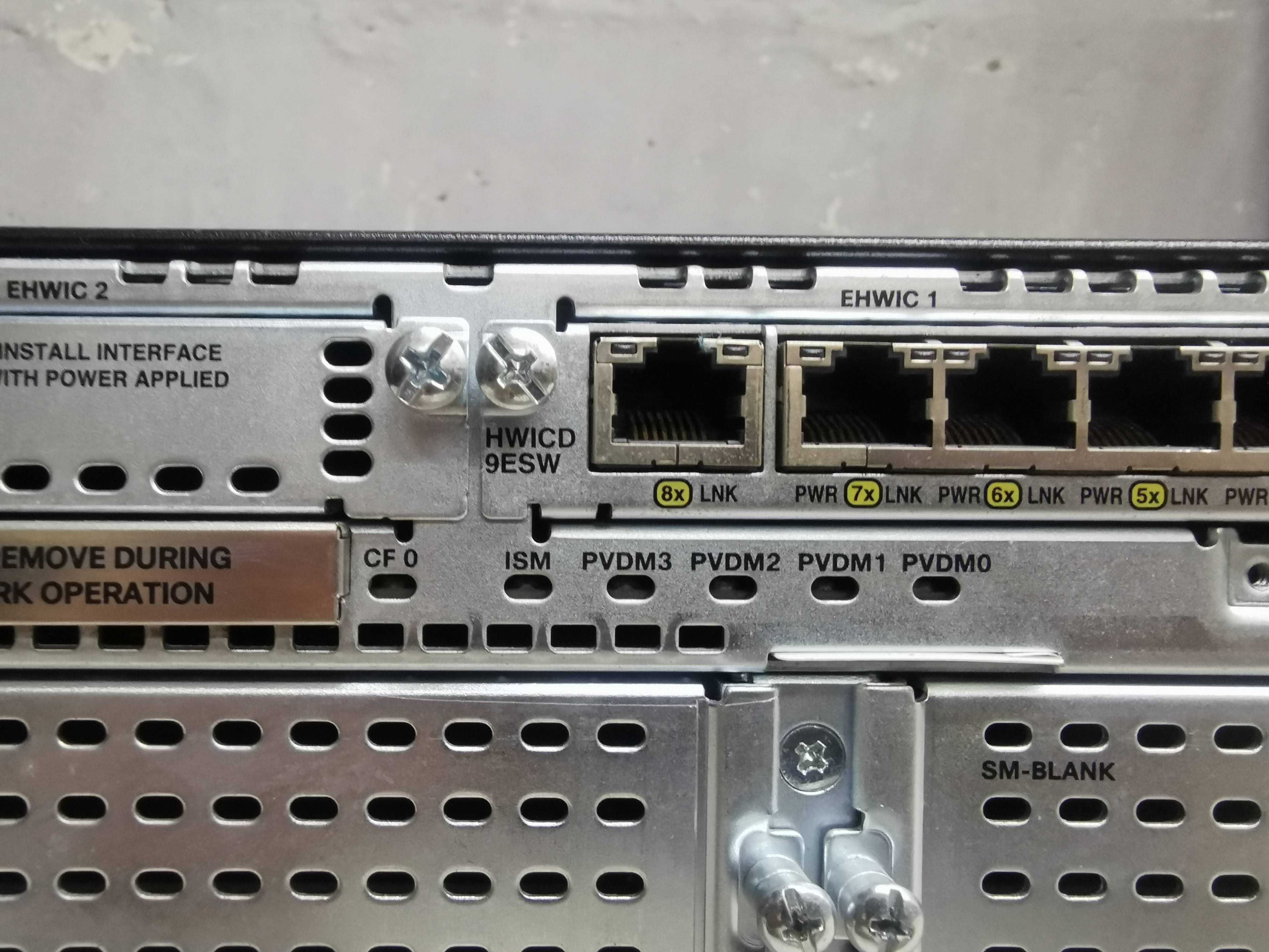 Маршрутизаторы Cisco 3945 SPE150, SPE250/K9 нал/безнал