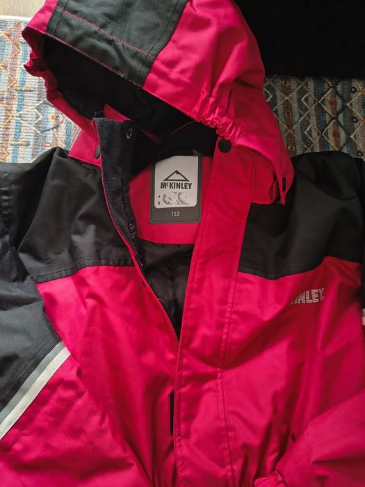 Kombinezon narciarski zimowy 152 idealny