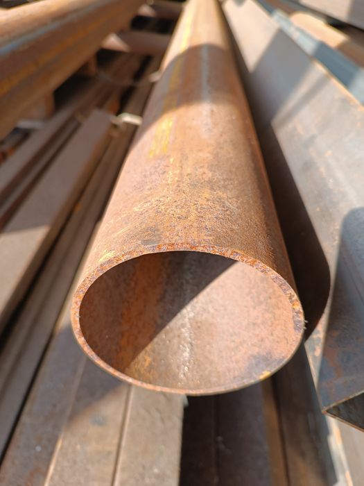 Rura stalowa gruba na słupy wygrodzenia stanowiska