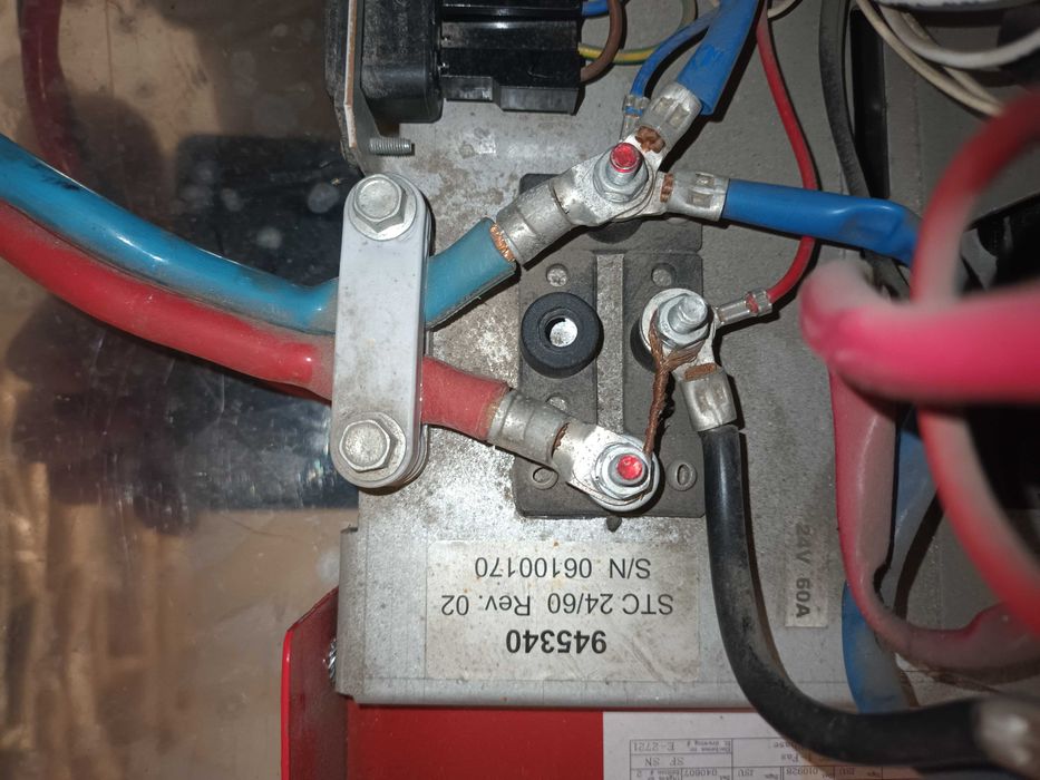 Prostownik wózka widłowego MicroPover