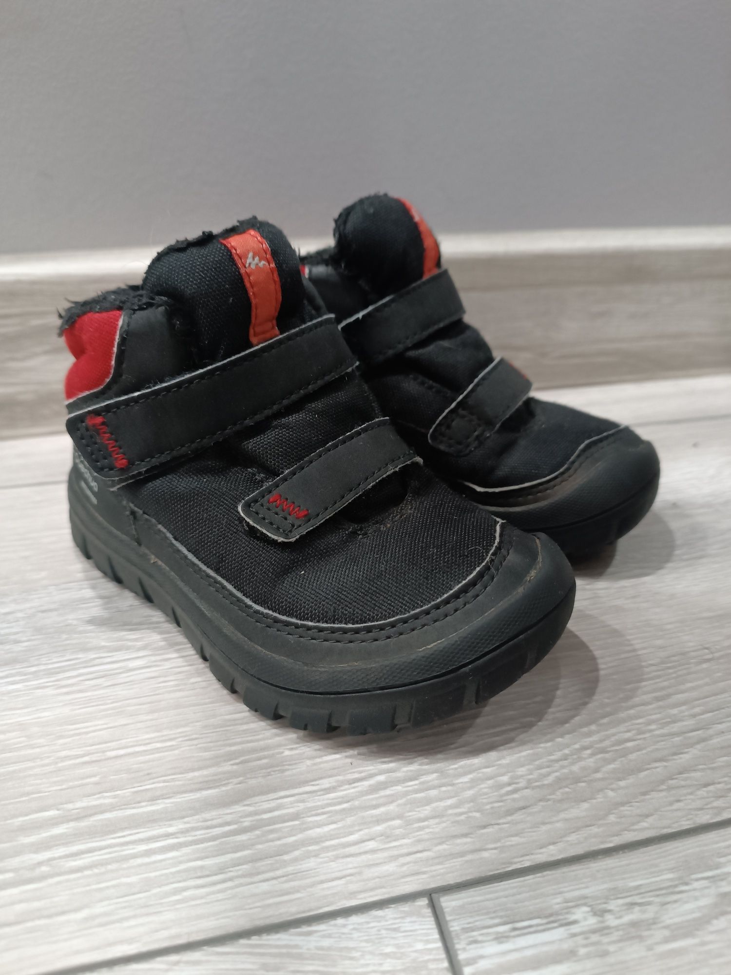 Buty wodoodporne Decathlon chłopięce 25 quechua