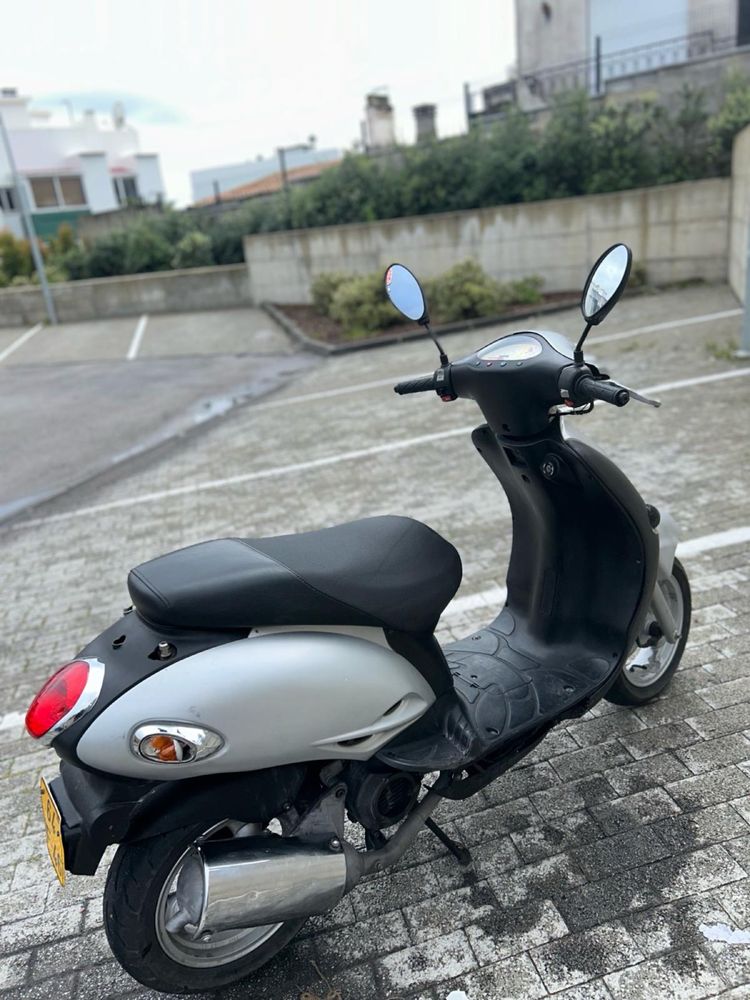 Moto .kymco 50 cc bem funciona