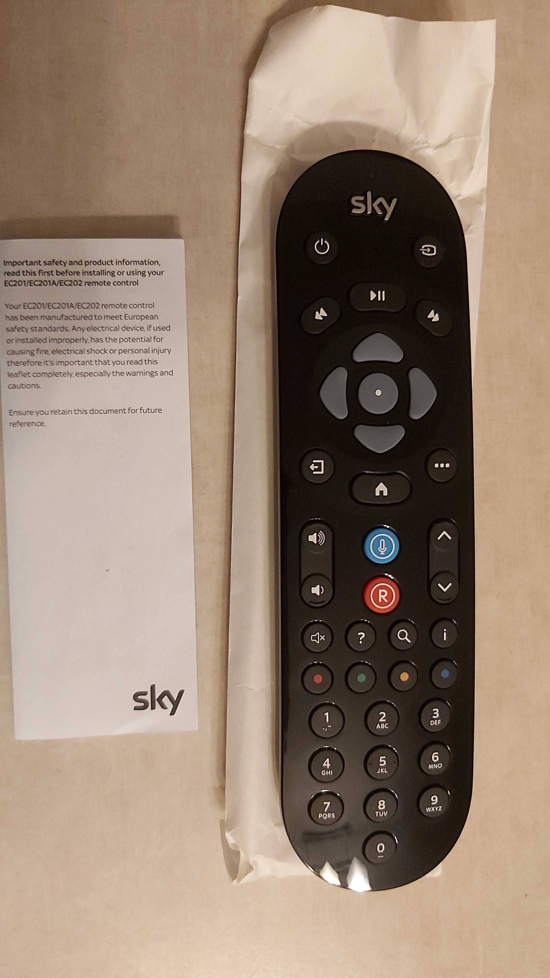 Sky Q Oryginalny pilot, wyszukiwanie głosem