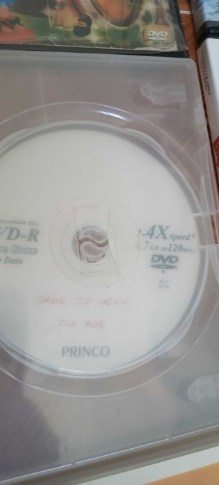 Filmes de comédia, acção e animação.