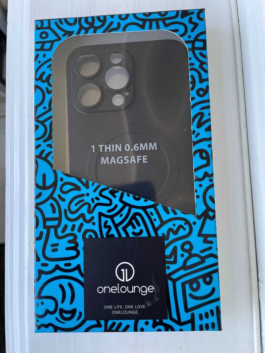 Чехол oneLounge 1Thin 0.6mm MagSafe Black для iPhone 14 Pro Max