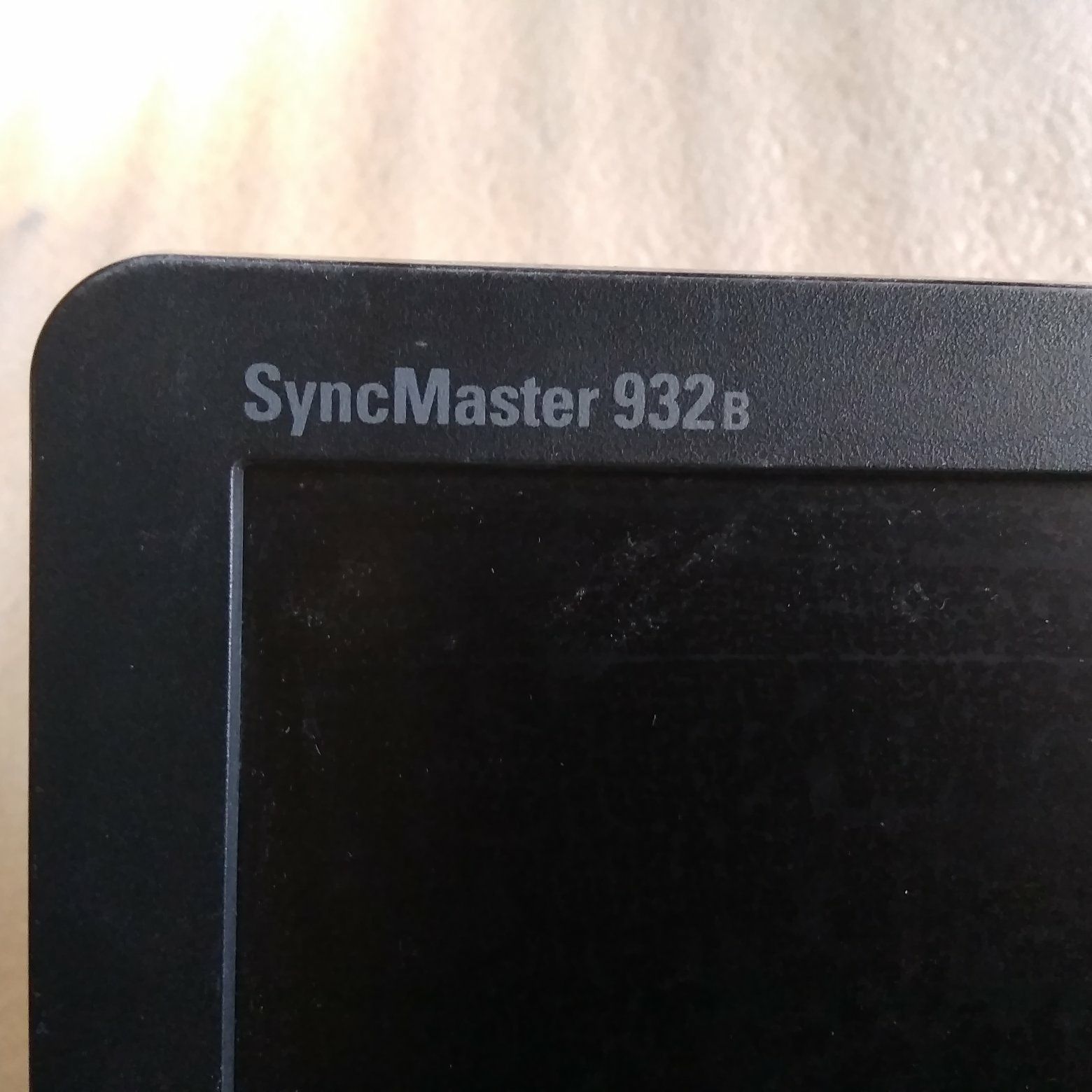 Монітор Samsung SyncMaster 932B
