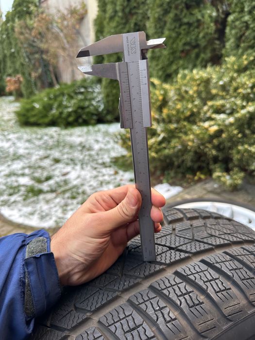 Koła zimowe 18 BMW 397 F30 F31 F32 F34 8J ET34 5x120 Pirelli SottoZero