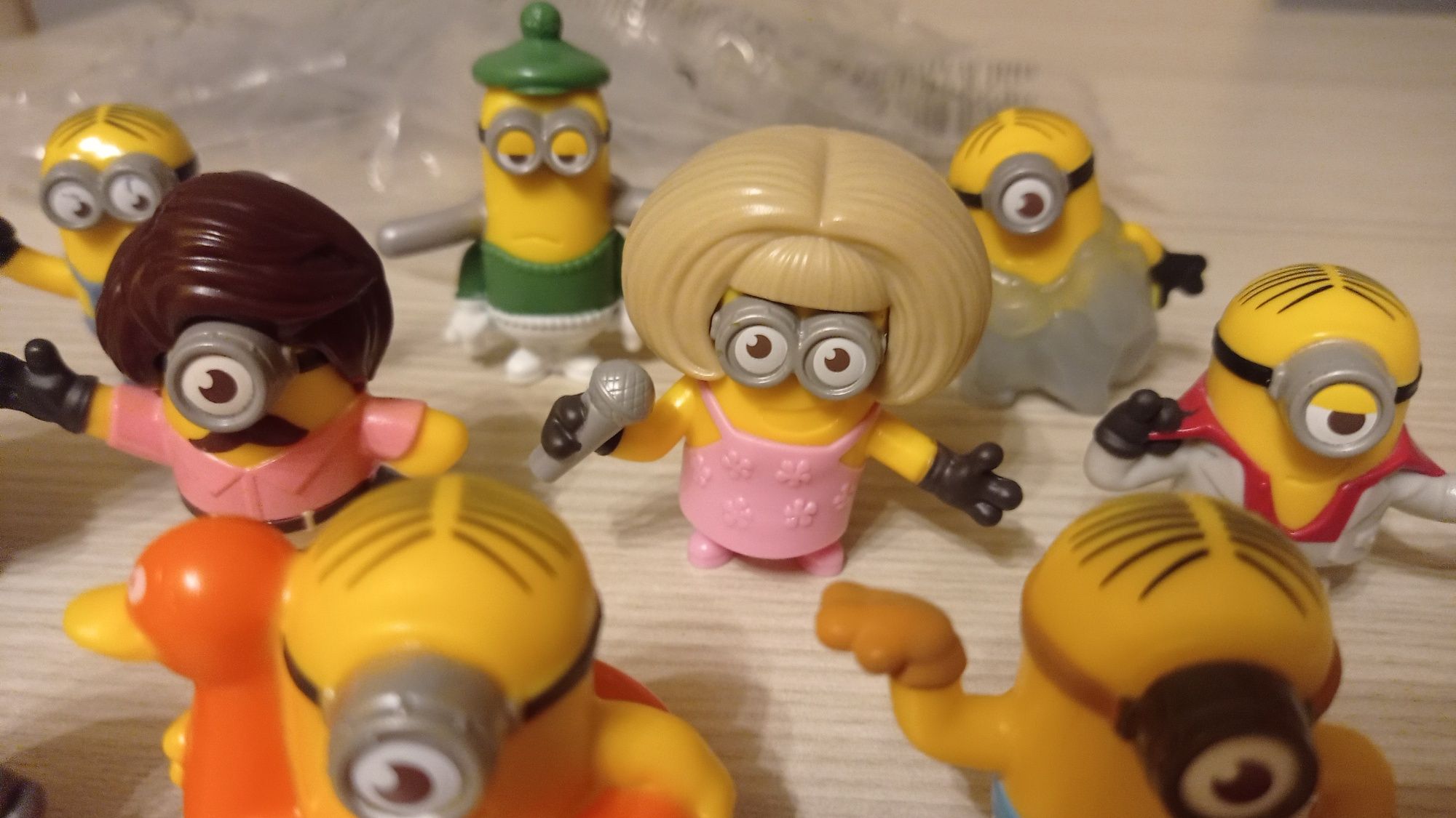 Minionek Minionki NOWE figurki 10 różnych - Mc Donald's 2019 zestaw z