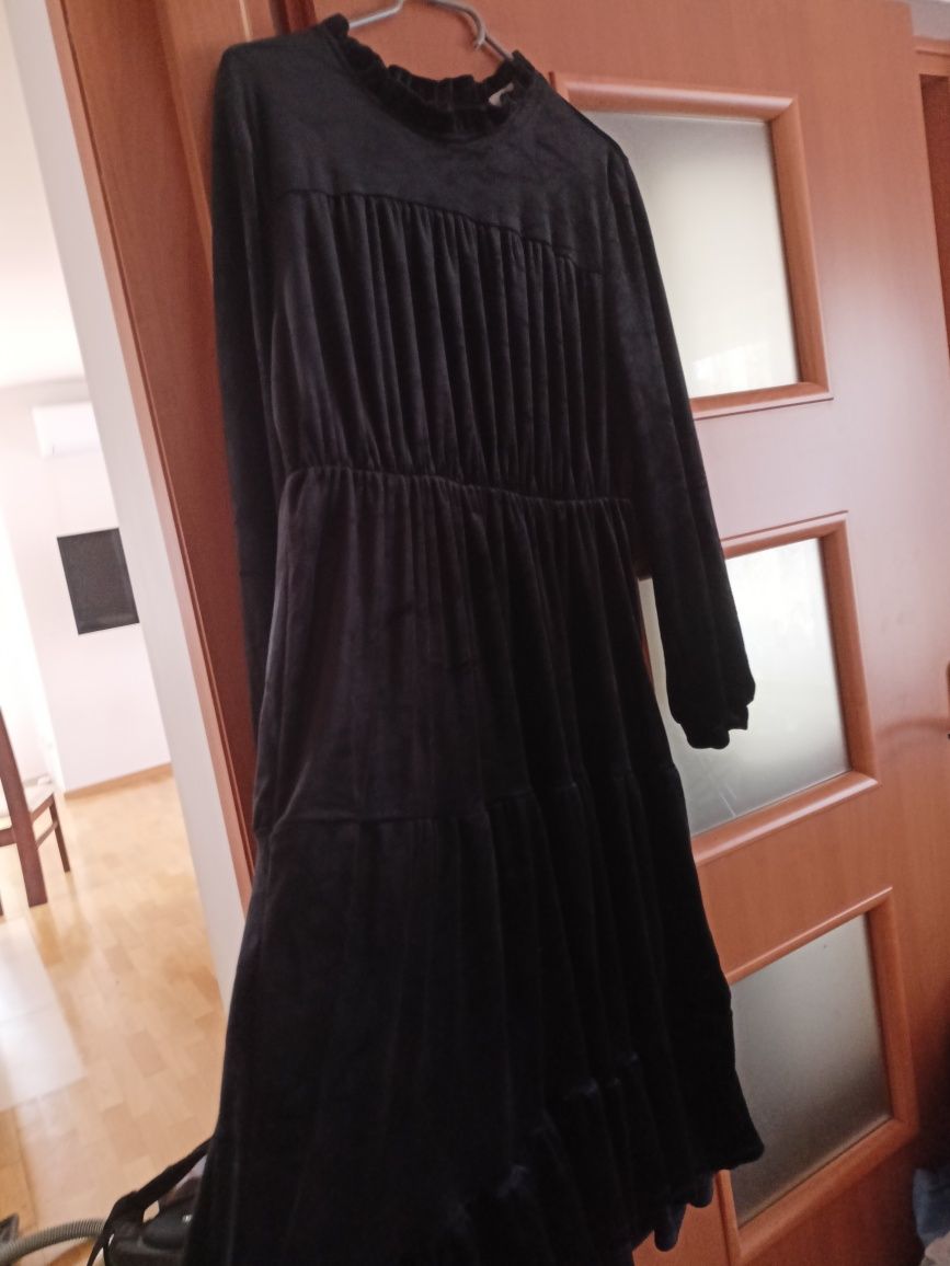 Sukienka welurowa rozmiar XL