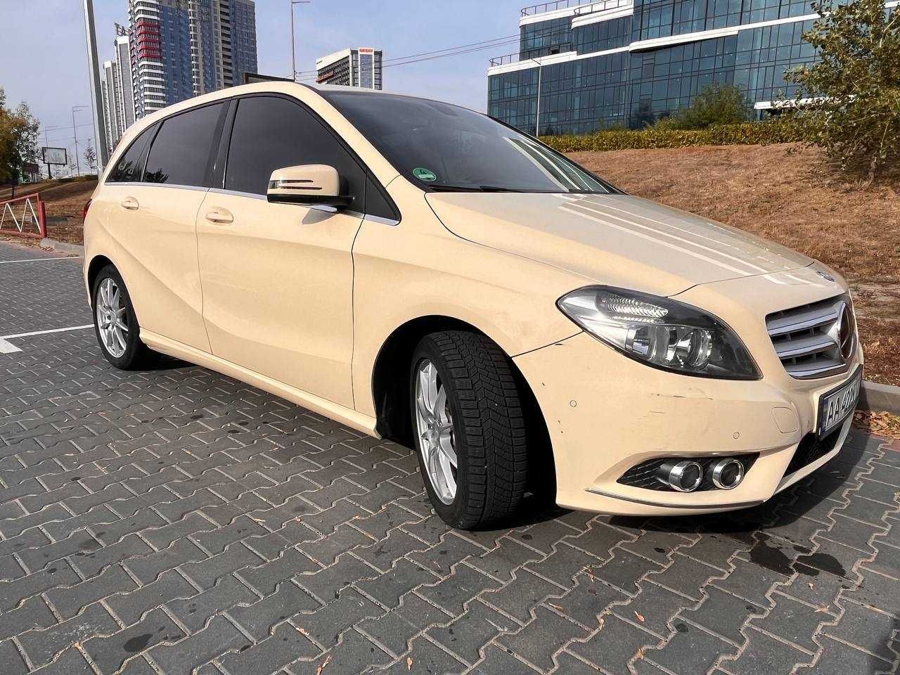 Продам Mercedes B 180 2014 року від власника