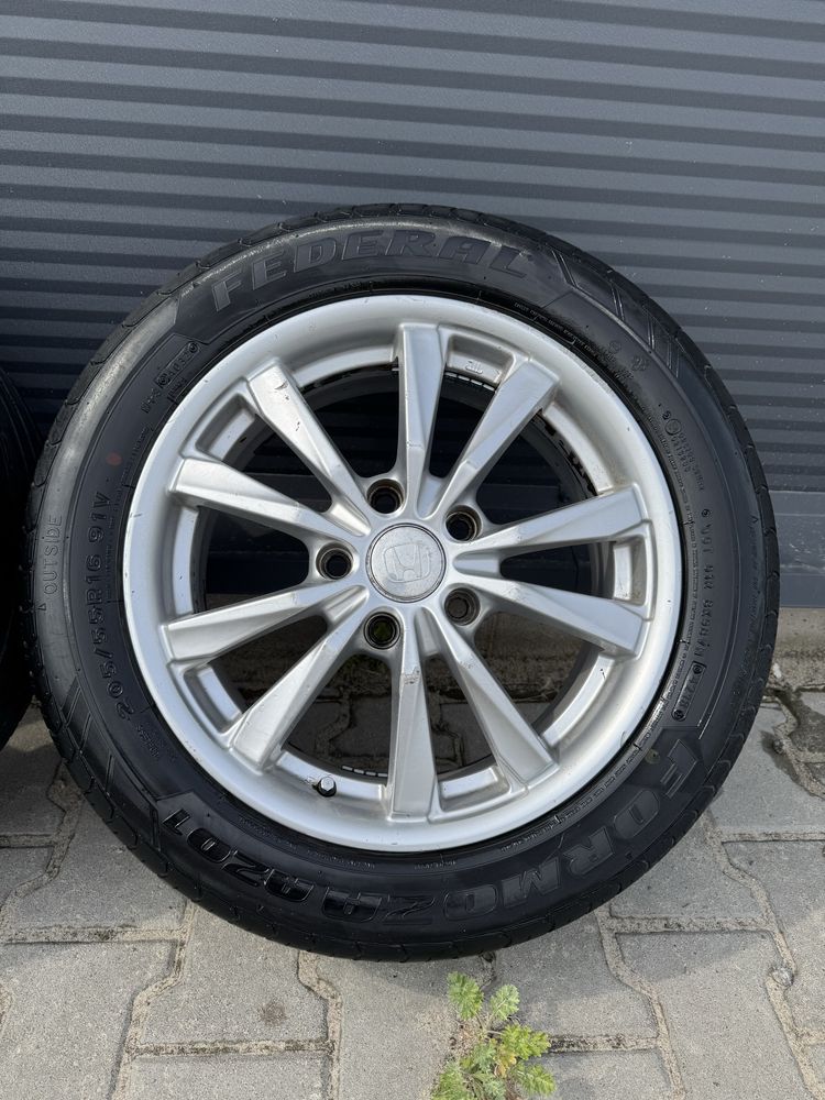 Комплект дисків з шинами R16 5*114,3